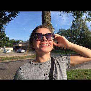 Meet your Posher, Jocelyn